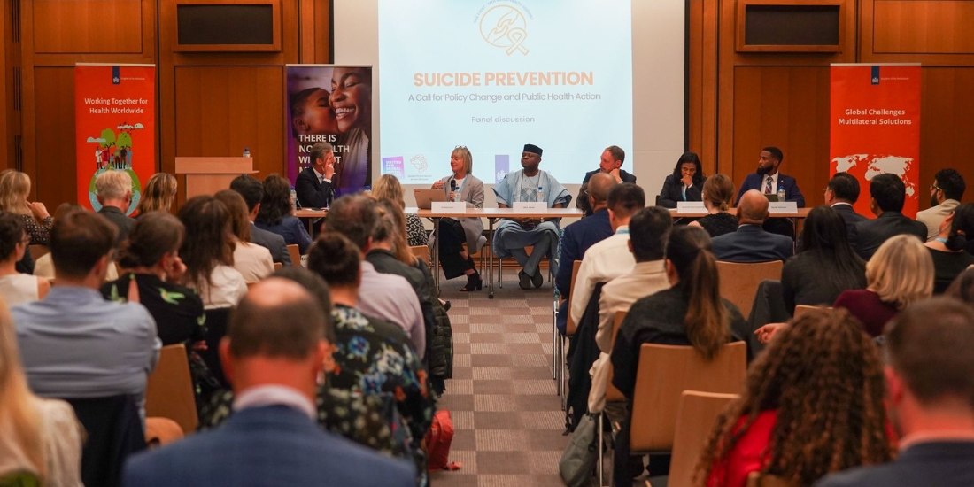 Jo-Robinson-presenting-at-World-Health-Assembly.jpg Jo-Robinson-presenting-at-World-Health-Assembly.jpg